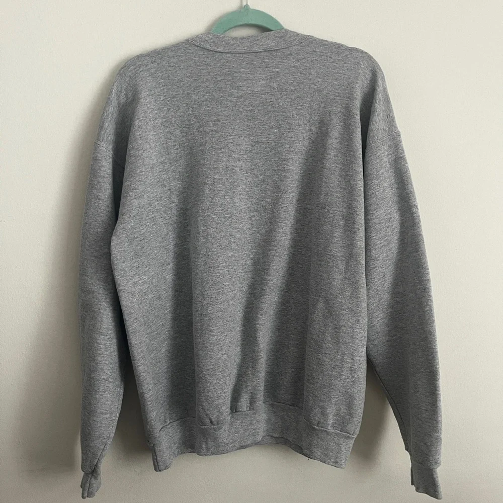 Retro Vibtage Style Geauga Lake Sweatshirt - Picture 2 of 6